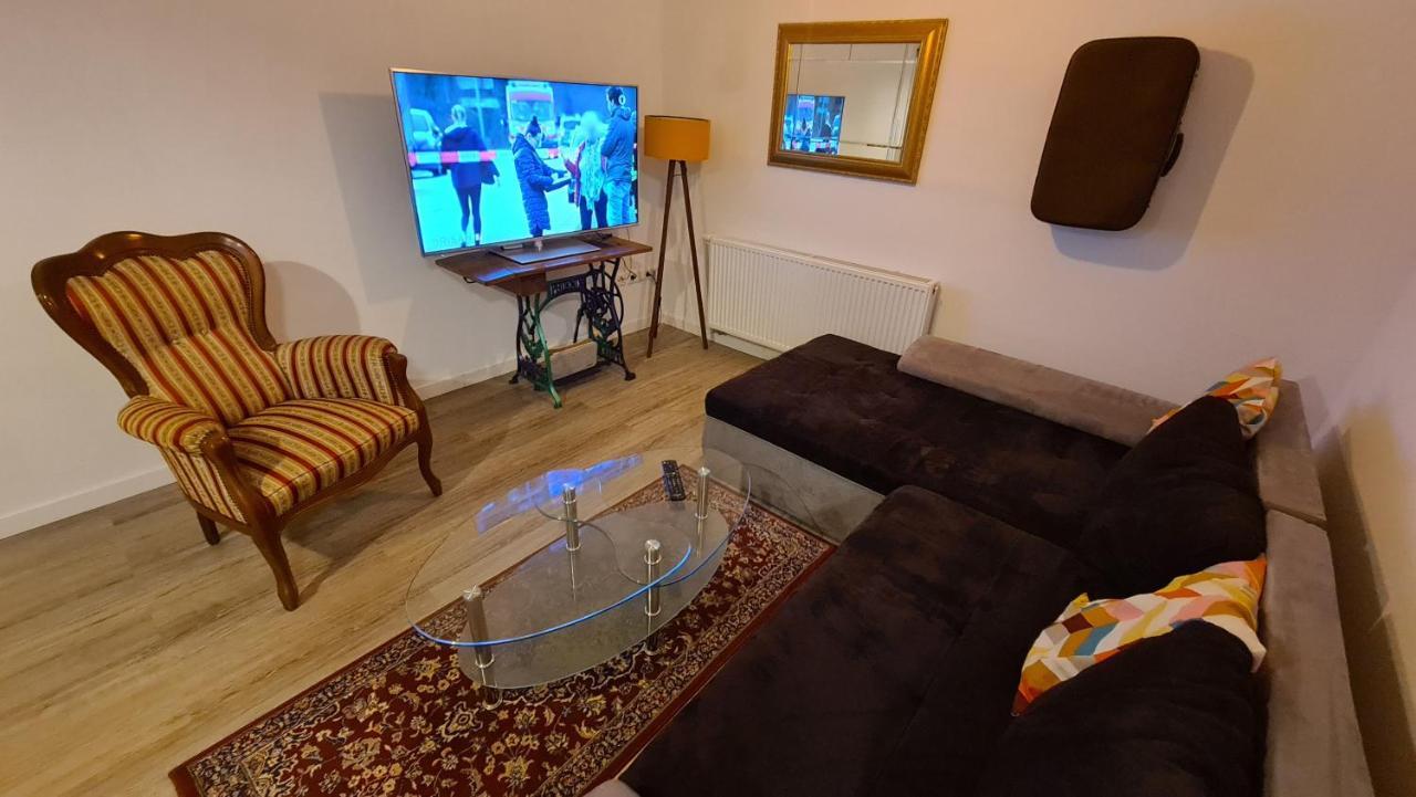 Appartement Lavendel, Ferienwohnung Mit Eigenem Eingang Wie Ein Kleines Haus บาดซัลซูเฟลน ภายนอก รูปภาพ